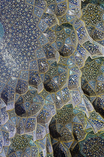 Ispahan-Madrasa de la mère du roi-002